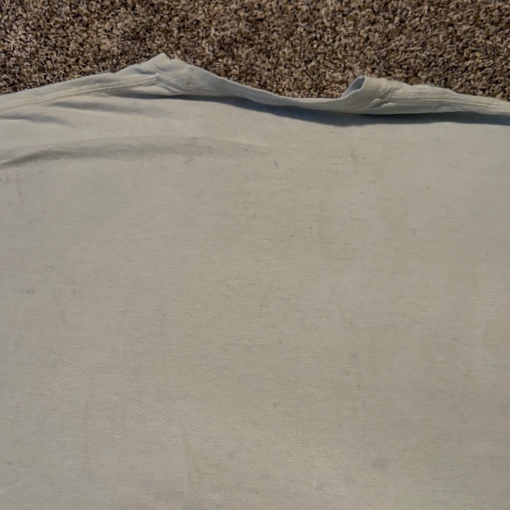 Graphic Shirt bundle (4 shirts size 2XL) - Picture 12 of 17